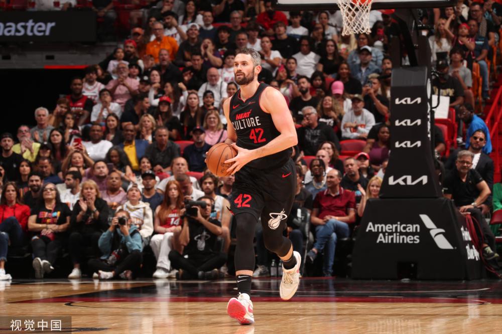 替补阵容的 替补阵容的