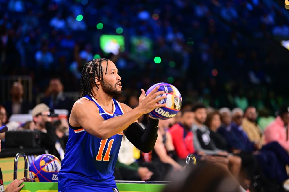 场上展现出 场上展现出